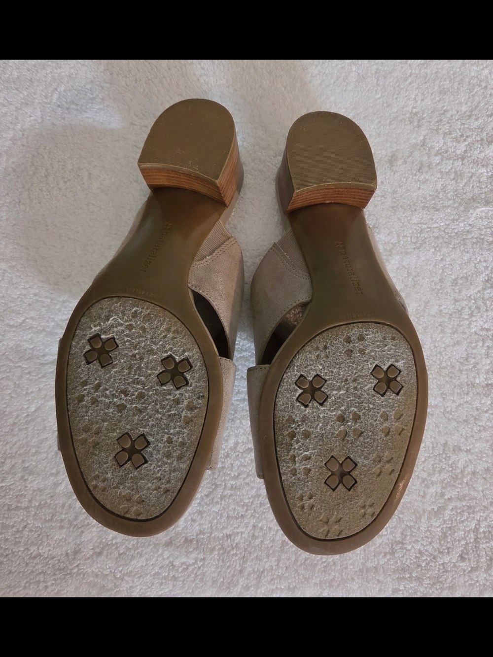 Naturalizer- Arielle Taupe Suede Crisscross Low Heel Mules With N5 Technology - Picture 5 of 5